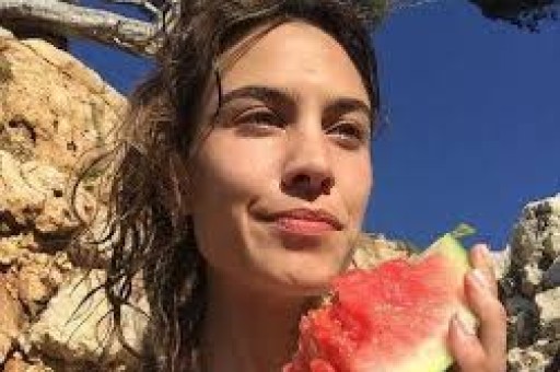 抖音百万网红小英带货翻车遭全网审判
